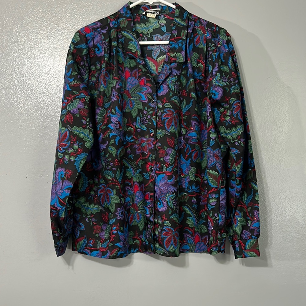 Copy Cats vintage floral blouse